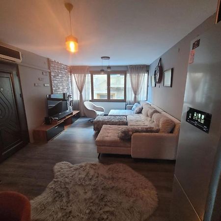 Hayat Apartman Lägenhet Izmir Exteriör bild