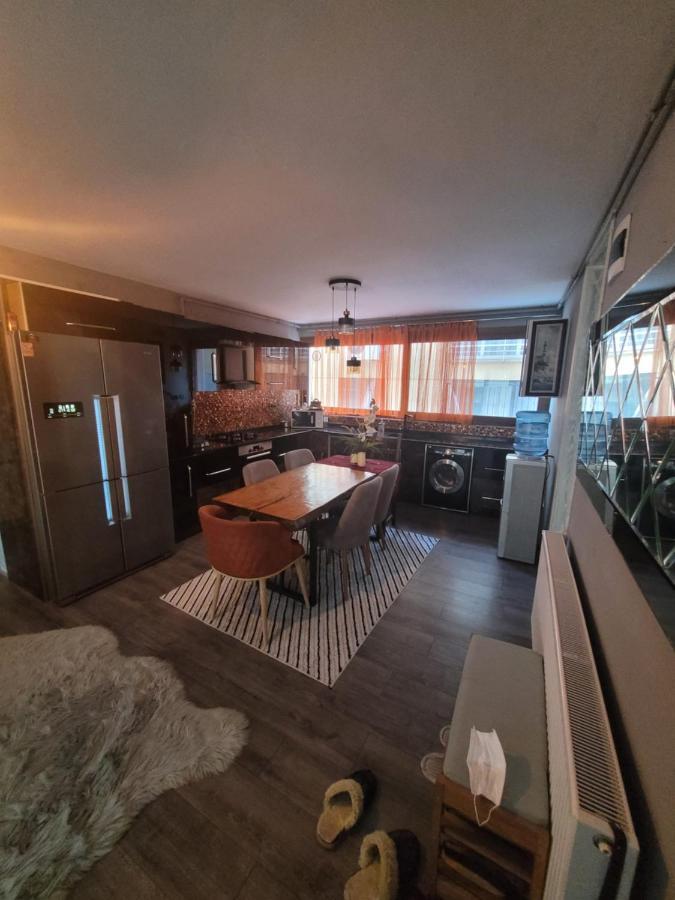 Hayat Apartman Lägenhet Izmir Exteriör bild